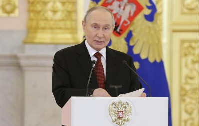 Putin pozvao Evropu na obnovu odnosa usred globalne krize